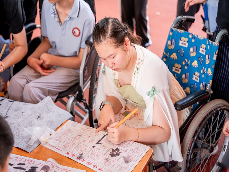 7b7713b95b374bef962a0b6b708c6d94.jpg 7b7713b95b374bef962a0b6b708c6d94.jpg